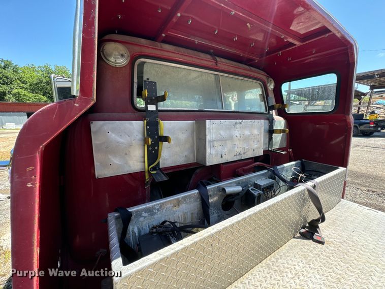 image for item DX0817 1980 Ford 8000 pumper fire truck