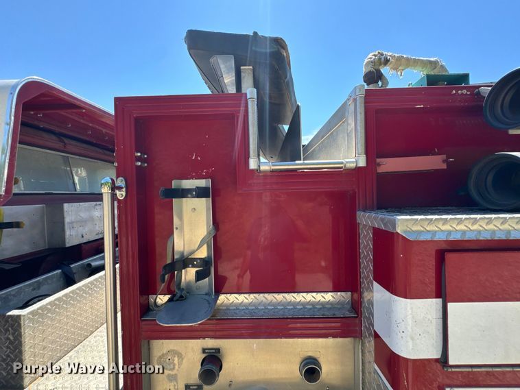 image for item DX0817 1980 Ford 8000 pumper fire truck