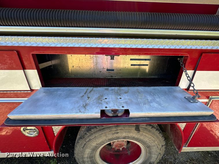 image for item DX0817 1980 Ford 8000 pumper fire truck