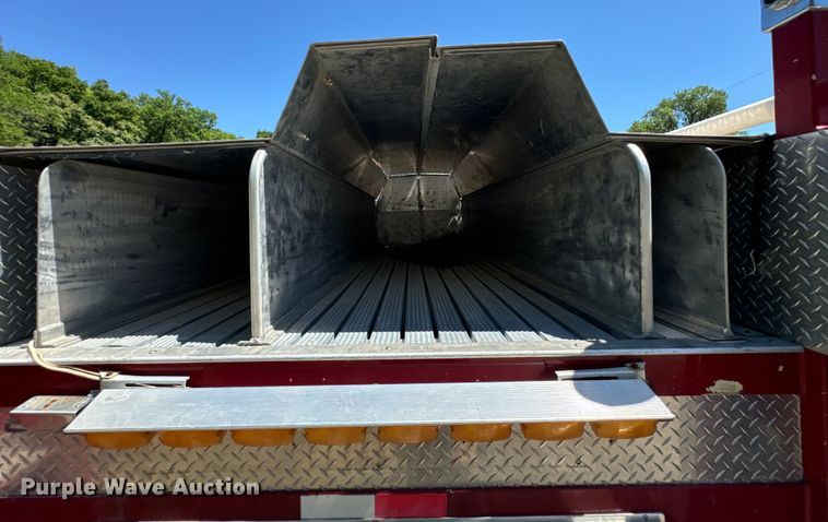 image for item DX0817 1980 Ford 8000 pumper fire truck