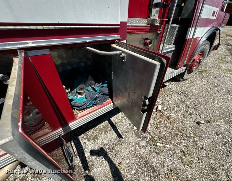 image for item DX0817 1980 Ford 8000 pumper fire truck