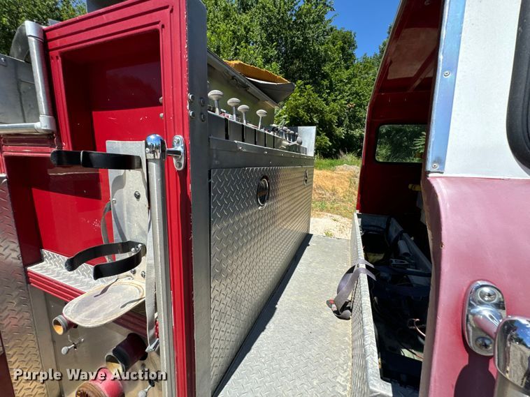 image for item DX0817 1980 Ford 8000 pumper fire truck