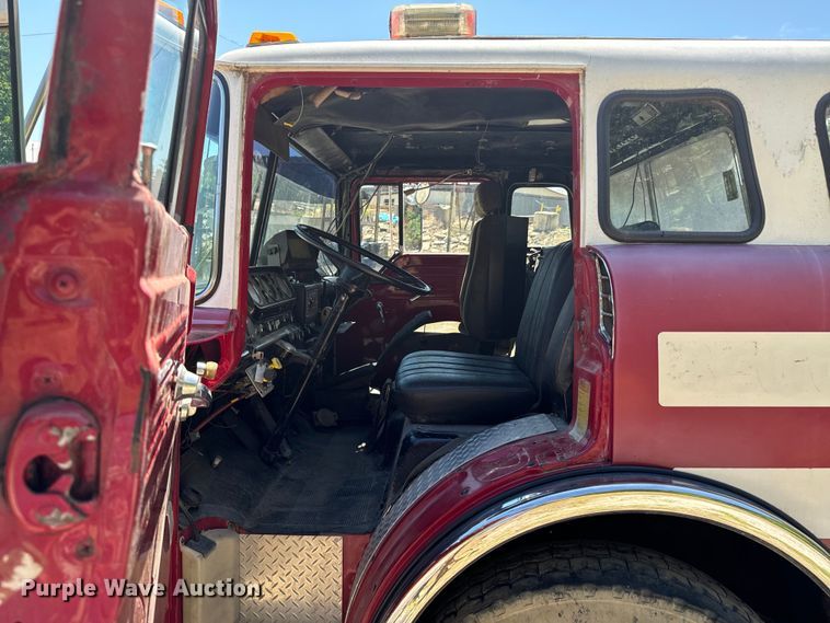 image for item DX0817 1980 Ford 8000 pumper fire truck