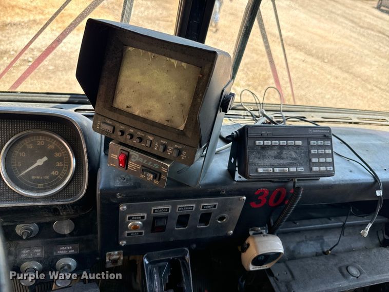 image for item DX0817 1980 Ford 8000 pumper fire truck