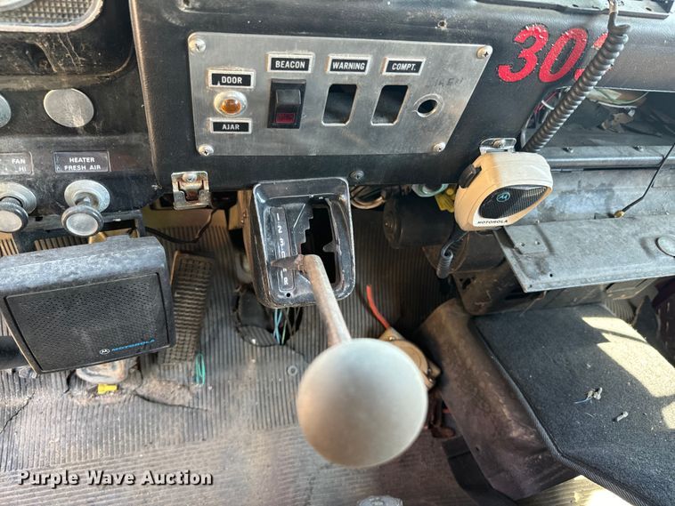 image for item DX0817 1980 Ford 8000 pumper fire truck