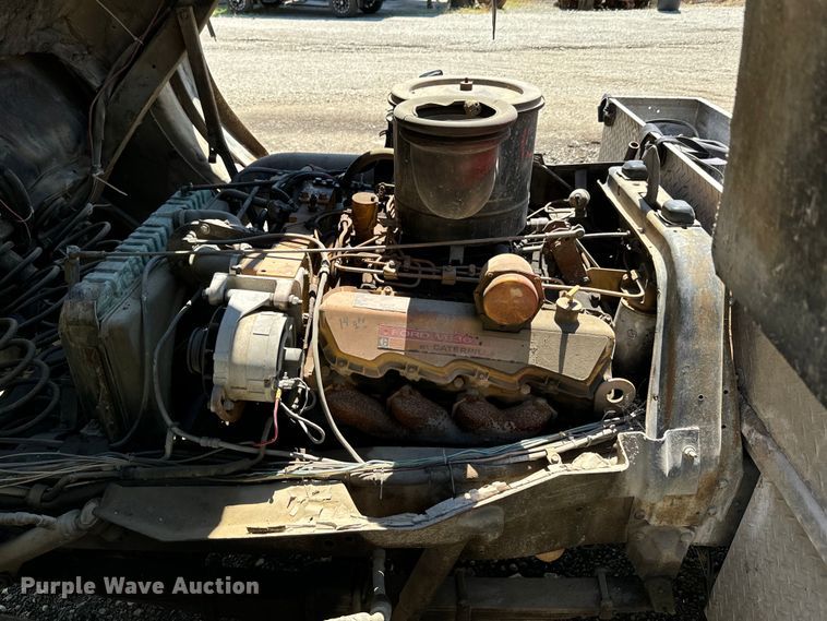 image for item DX0817 1980 Ford 8000 pumper fire truck