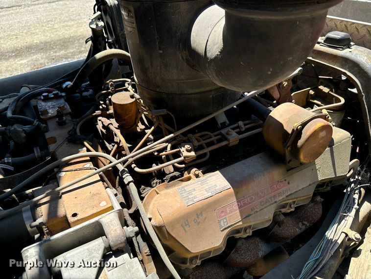 image for item DX0817 1980 Ford 8000 pumper fire truck