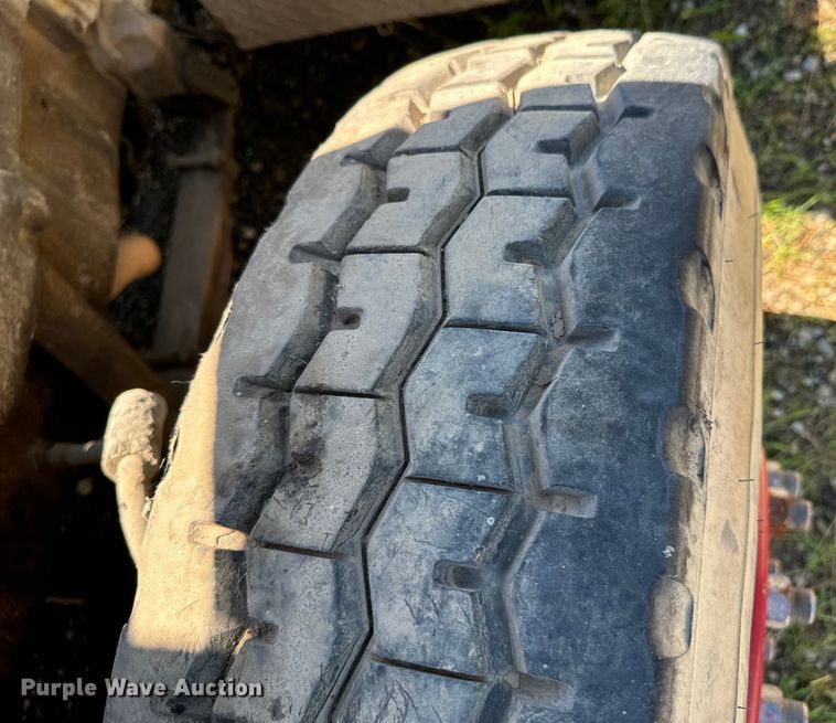 image for item DX0817 1980 Ford 8000 pumper fire truck