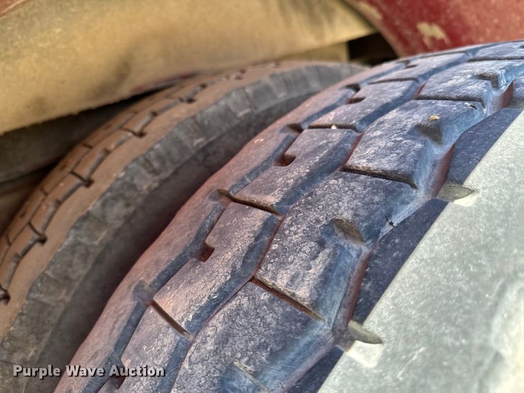 image for item DX0817 1980 Ford 8000 pumper fire truck