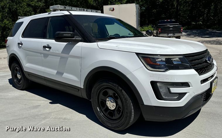 image for item EH6888 2017 Ford Explorer Police Interceptor  SUV