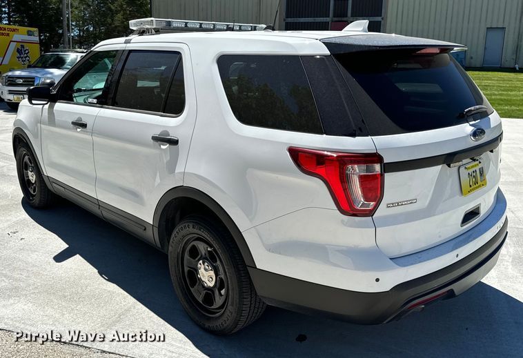 image for item EH6888 2017 Ford Explorer Police Interceptor  SUV