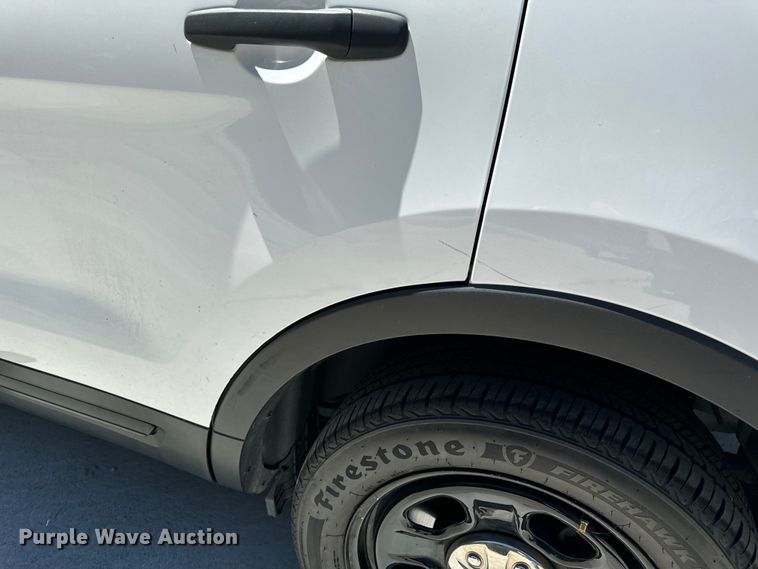 image for item EH6888 2017 Ford Explorer Police Interceptor  SUV