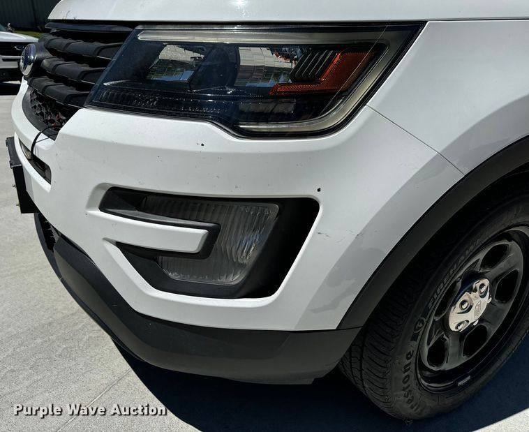 image for item EH6888 2017 Ford Explorer Police Interceptor  SUV
