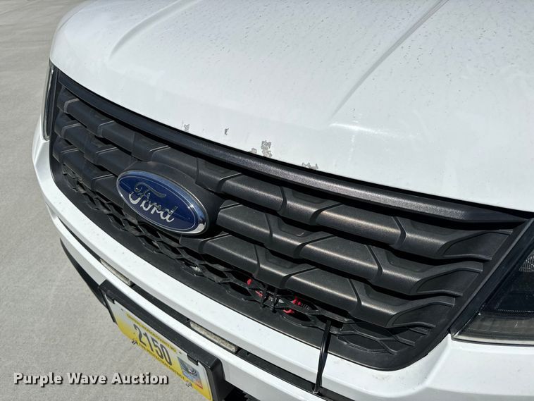 image for item EH6888 2017 Ford Explorer Police Interceptor  SUV