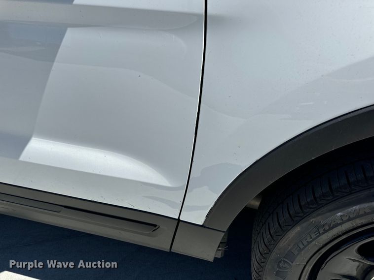 image for item EH6888 2017 Ford Explorer Police Interceptor  SUV