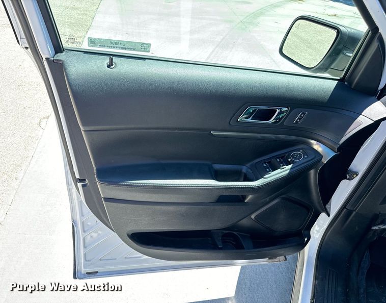 image for item EH6888 2017 Ford Explorer Police Interceptor  SUV