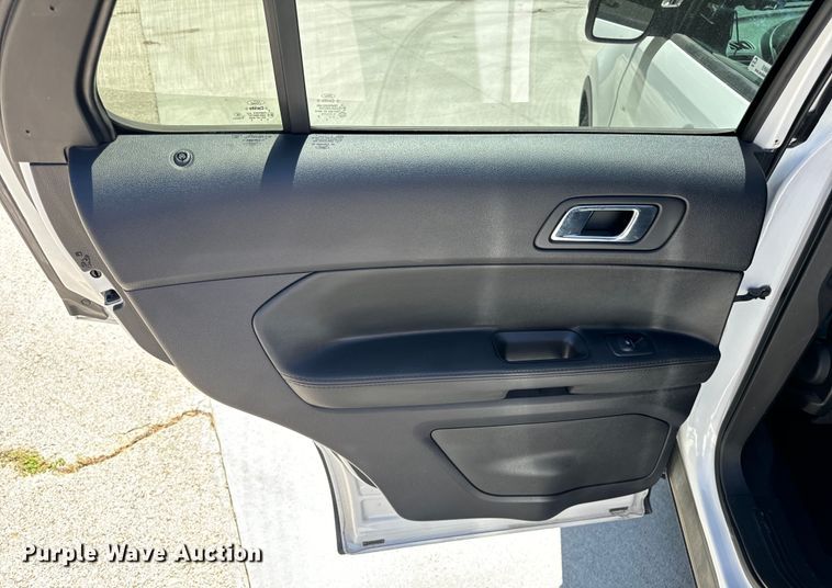 image for item EH6888 2017 Ford Explorer Police Interceptor  SUV