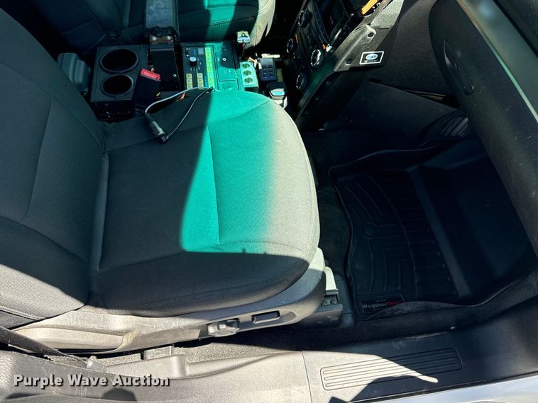 image for item EH6888 2017 Ford Explorer Police Interceptor  SUV