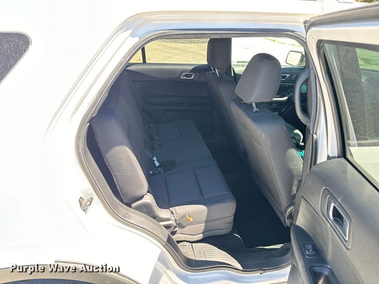 image for item EH6888 2017 Ford Explorer Police Interceptor  SUV