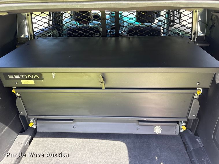 image for item EH6888 2017 Ford Explorer Police Interceptor  SUV