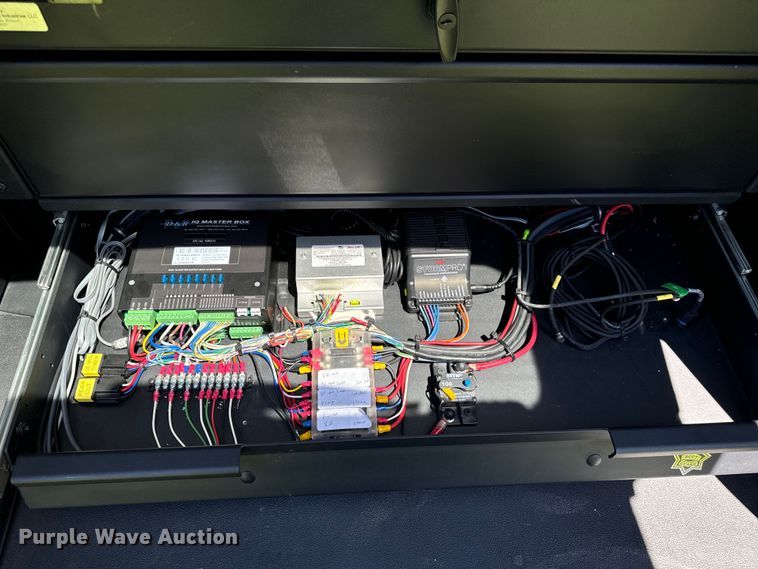 image for item EH6888 2017 Ford Explorer Police Interceptor  SUV