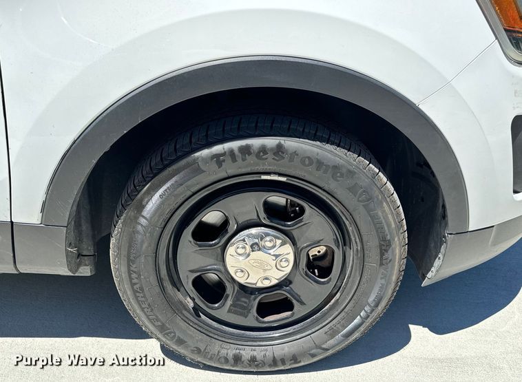 image for item EH6888 2017 Ford Explorer Police Interceptor  SUV