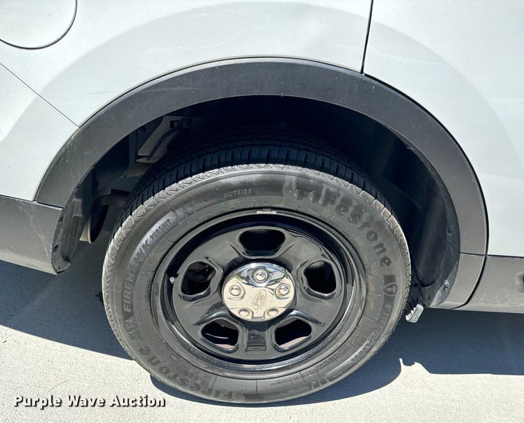 image for item EH6888 2017 Ford Explorer Police Interceptor  SUV