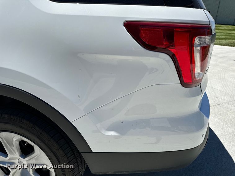 image for item EH6889 2016 Ford  Explorer Police Interceptor  SUV