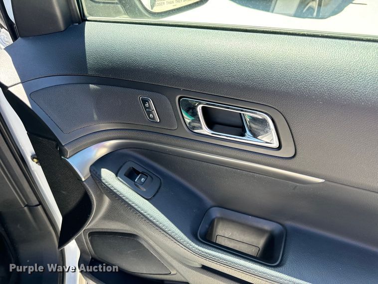 image for item EH6889 2016 Ford  Explorer Police Interceptor  SUV