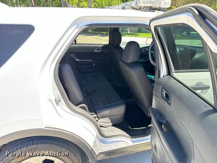 image for item EH6889 2016 Ford  Explorer Police Interceptor  SUV