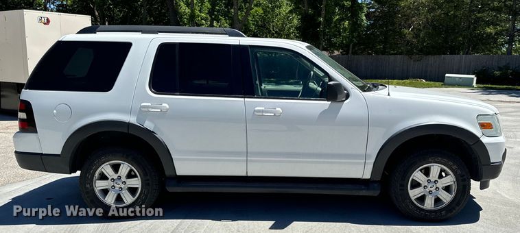 image for item EH6890 2007 Ford Explorer  SUV