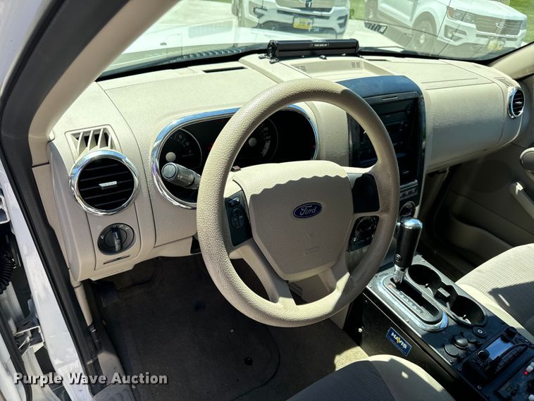 image for item EH6890 2007 Ford Explorer  SUV