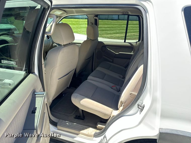 image for item EH6890 2007 Ford Explorer  SUV