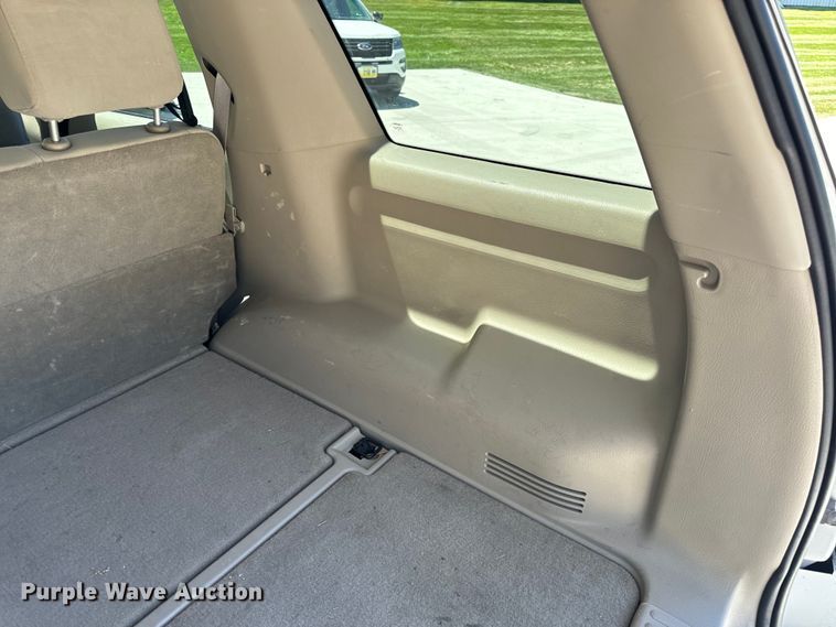image for item EH6890 2007 Ford Explorer  SUV