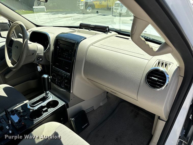 image for item EH6890 2007 Ford Explorer  SUV