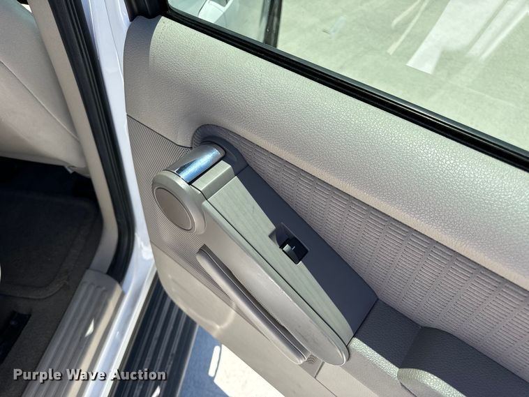 image for item EH6890 2007 Ford Explorer  SUV