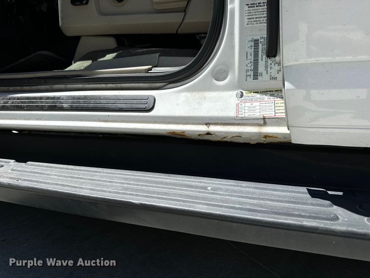 image for item EH6892 2008 Ford Expedition SUV