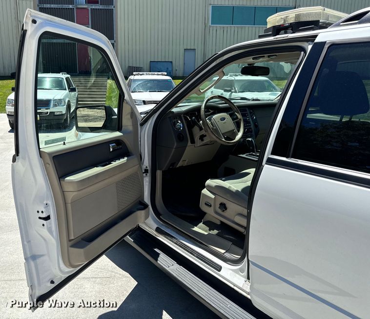 image for item EH6892 2008 Ford Expedition SUV