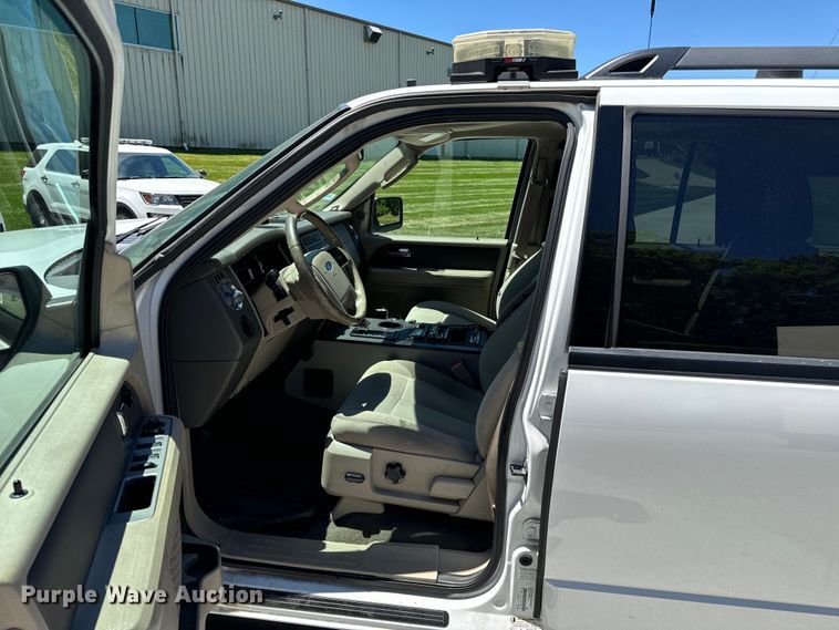 image for item EH6892 2008 Ford Expedition SUV