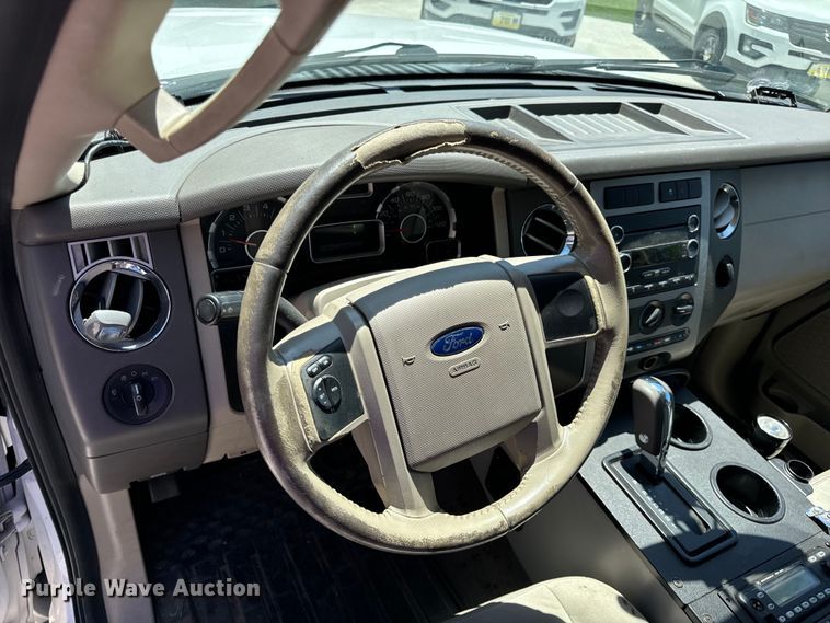 image for item EH6892 2008 Ford Expedition SUV