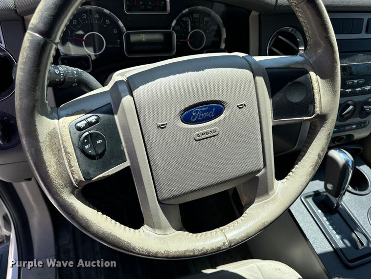 image for item EH6892 2008 Ford Expedition SUV