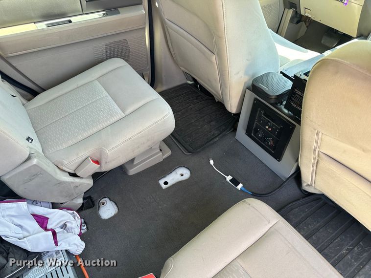 image for item EH6892 2008 Ford Expedition SUV