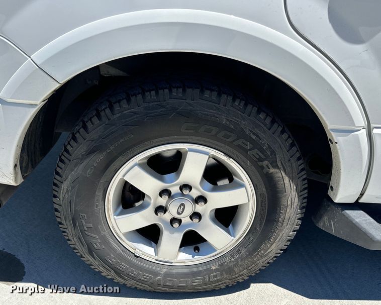 image for item EH6892 2008 Ford Expedition SUV
