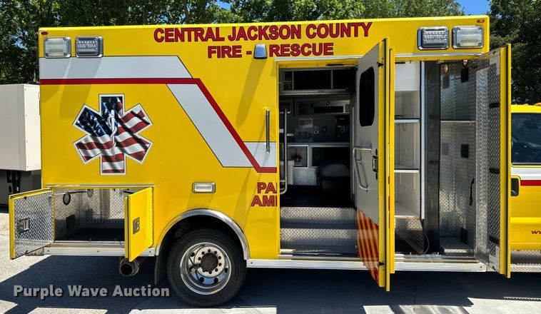 image for item EH6893 2015 Osage F450 Super Duty XLT ambulance