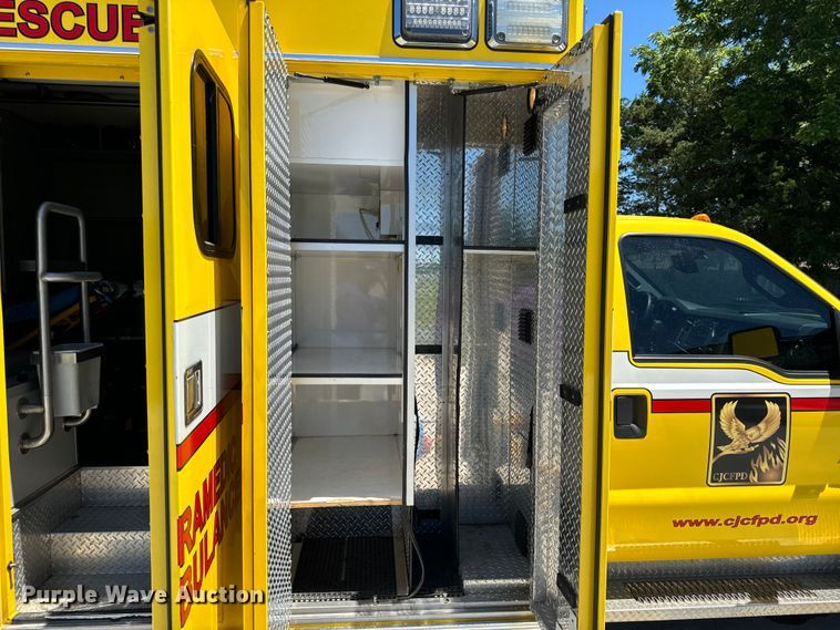 image for item EH6893 2015 Osage F450 Super Duty XLT ambulance