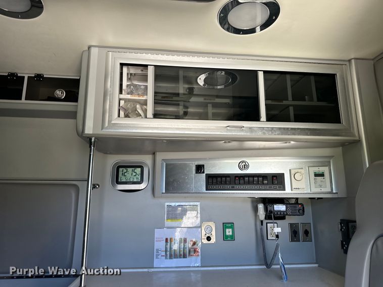 image for item EH6893 2015 Osage F450 Super Duty XLT ambulance