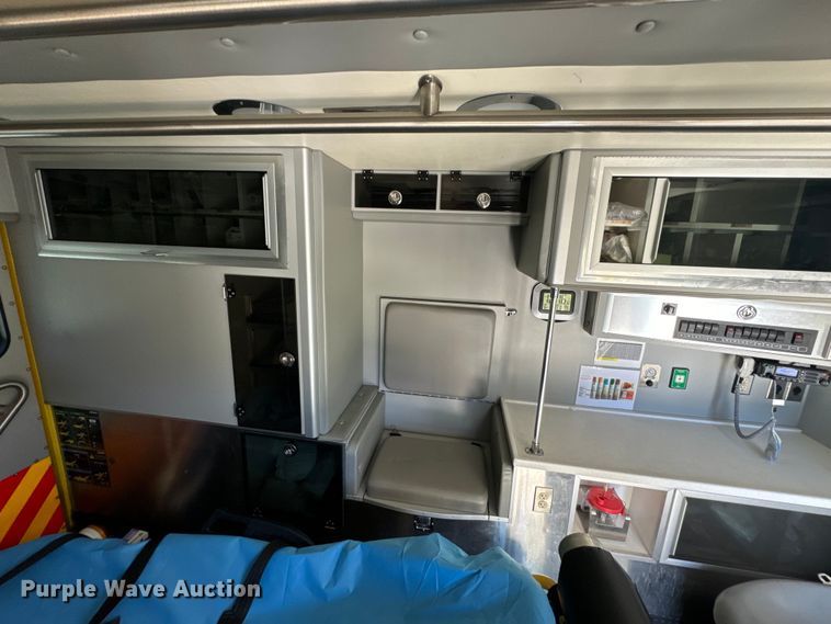 image for item EH6893 2015 Osage F450 Super Duty XLT ambulance