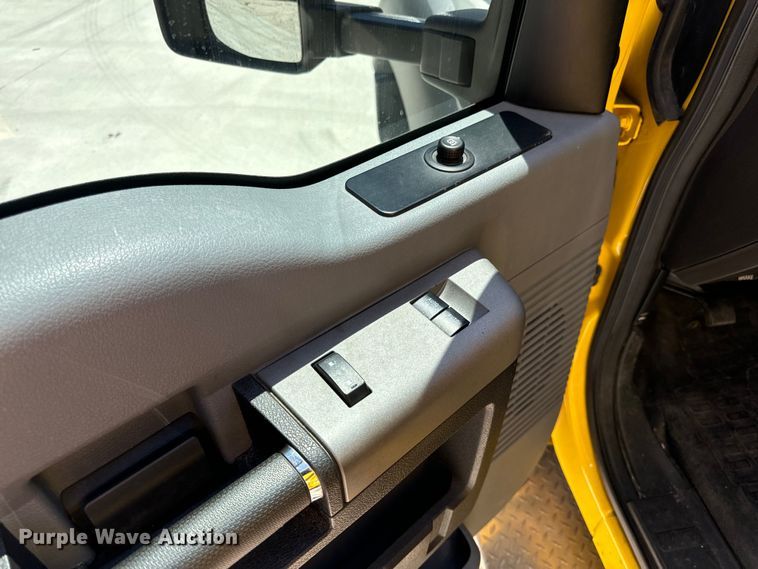 image for item EH6893 2015 Osage F450 Super Duty XLT ambulance