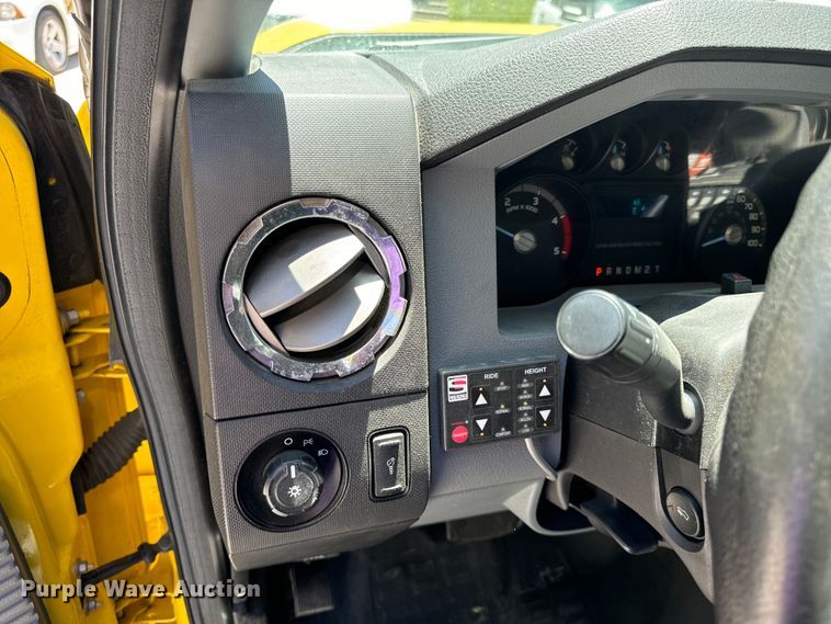 image for item EH6893 2015 Osage F450 Super Duty XLT ambulance