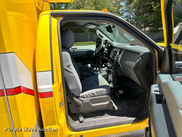 image for item EH6893 2015 Osage F450 Super Duty XLT ambulance